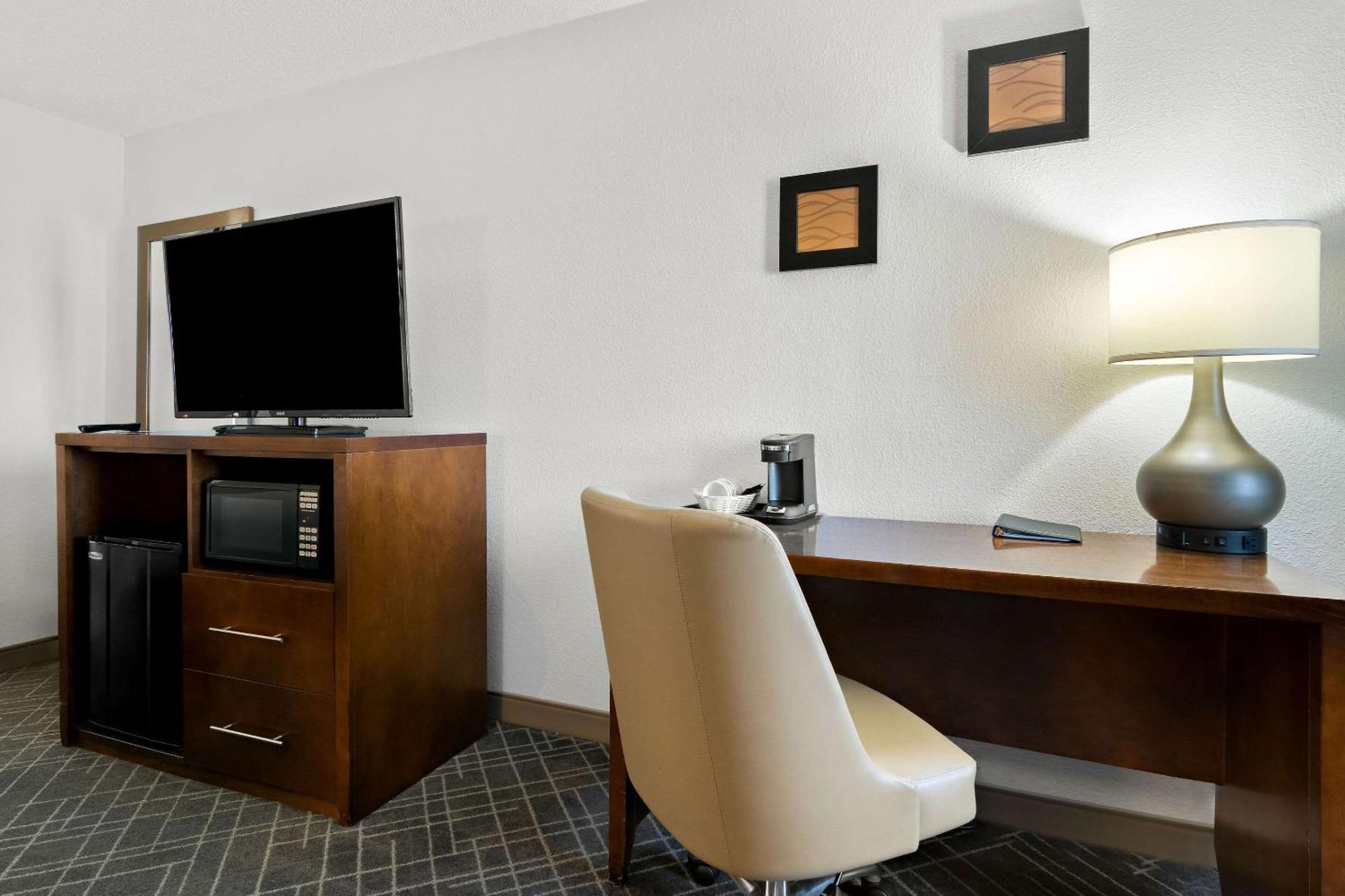 Comfort Inn Joliet West I-80 Экстерьер фото